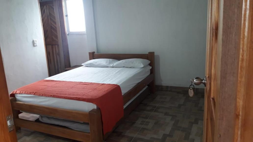Hostal La Estrella Real Арболетес Екстер'єр фото
